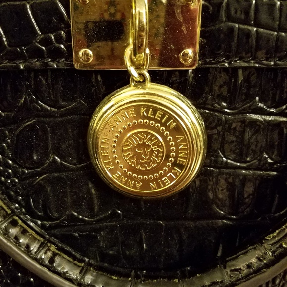 Anne Klein satchel purse - Picture 3 of 4